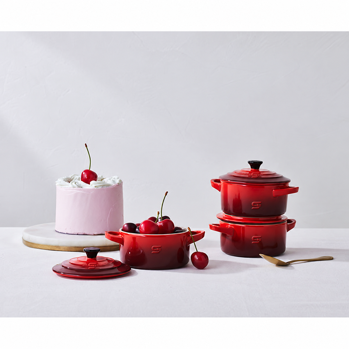 SNAL ELECTRO Set of 4 Ceramic Mini Casseroles with Lids – 10 cm, 250 ml, Cherry Red