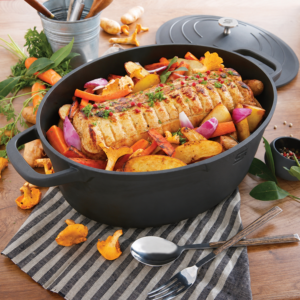 SNAL ELECTRO Lightweight Cast Aluminium Oval Casserole – 32 cm, 6.5 L, Black